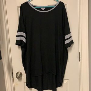 Black and white LulaRoe Irma